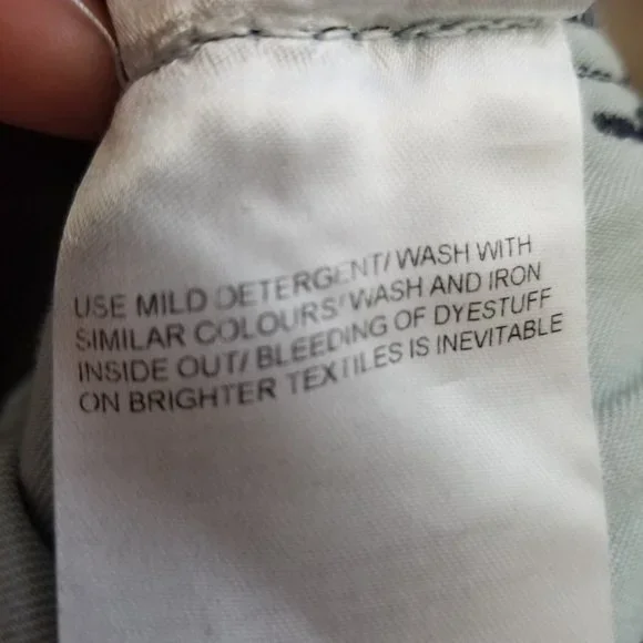 ESCADA SPORT 'Luca' Medium Wash Blue Jeans Denim Straight Leg EU 44 US 14 - Picture 9 of 10